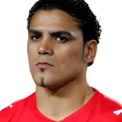 عمرو زكي