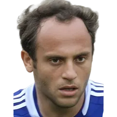 أسامة حسني
